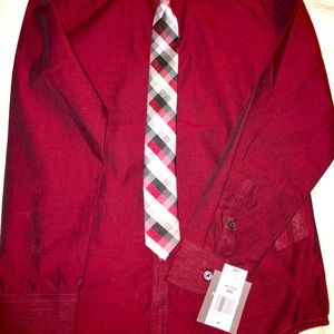 Boy’s Van Heusen Dress Shirt & Tie
